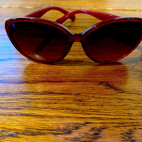 Authentic Coach sunglasses large plastic frame pink, purple, black, and white. - Picture 2 of 5